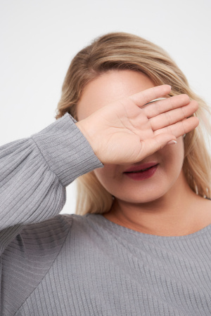 Платье Незнакомка 00.8656.2804 вязанка-лапша ((58) 164-116-124, серый)