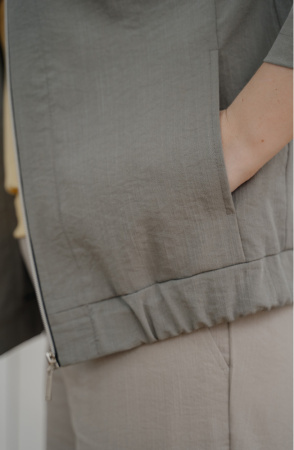 Жакет Незнакомка 10.9408.2702 ткань костюмная